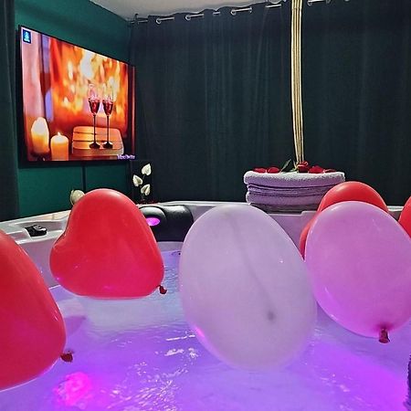Suite Jacuzzi "Spa Privatif " Appartement Jacuzzi Toulouse Ngoại thất bức ảnh
