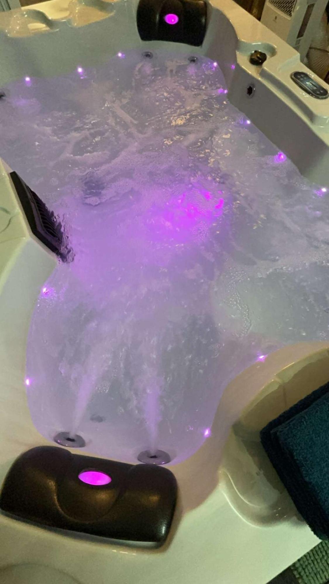Suite Jacuzzi "Spa Privatif " Appartement Jacuzzi Toulouse Ngoại thất bức ảnh