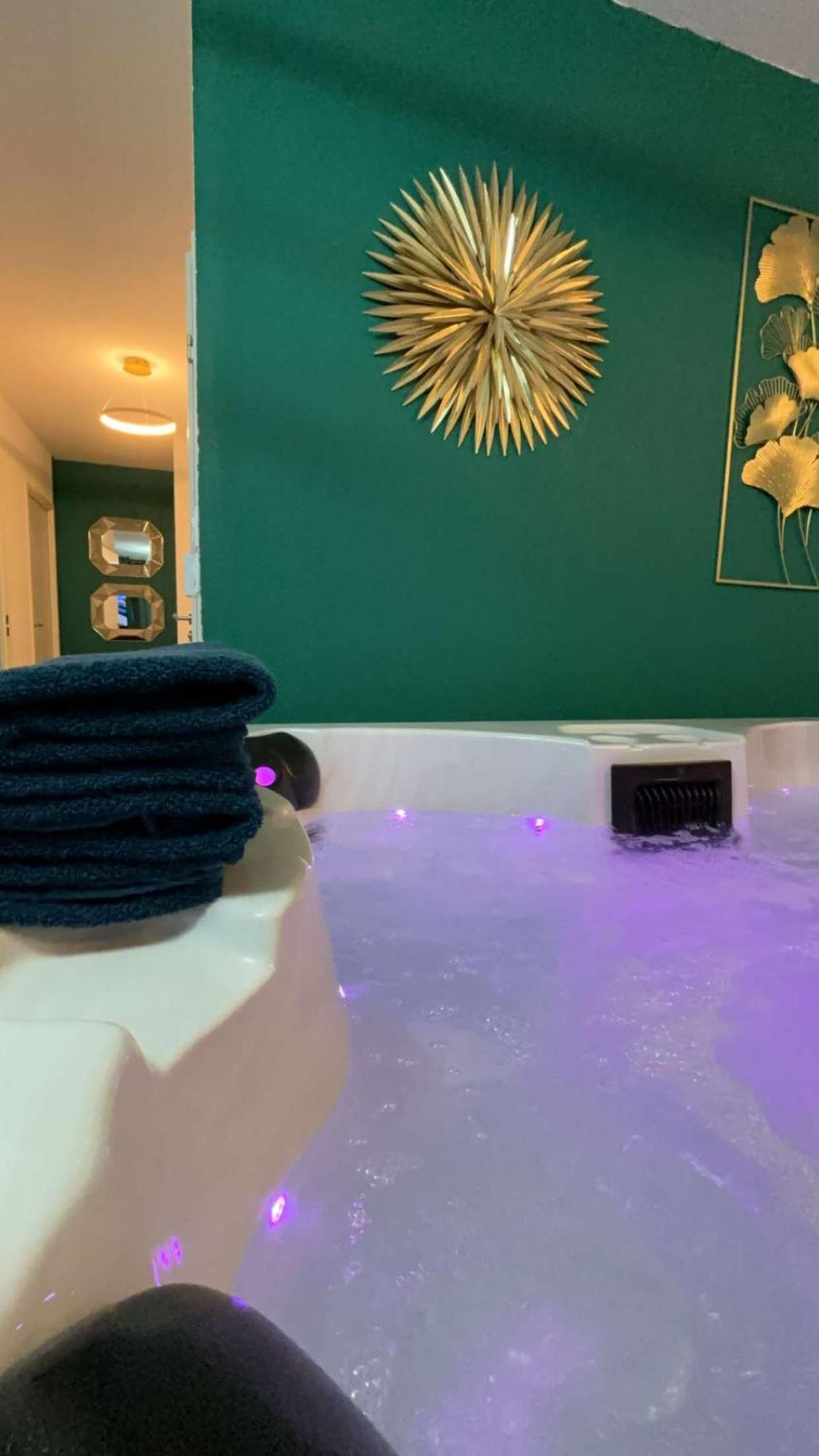 Suite Jacuzzi "Spa Privatif " Appartement Jacuzzi Toulouse Ngoại thất bức ảnh